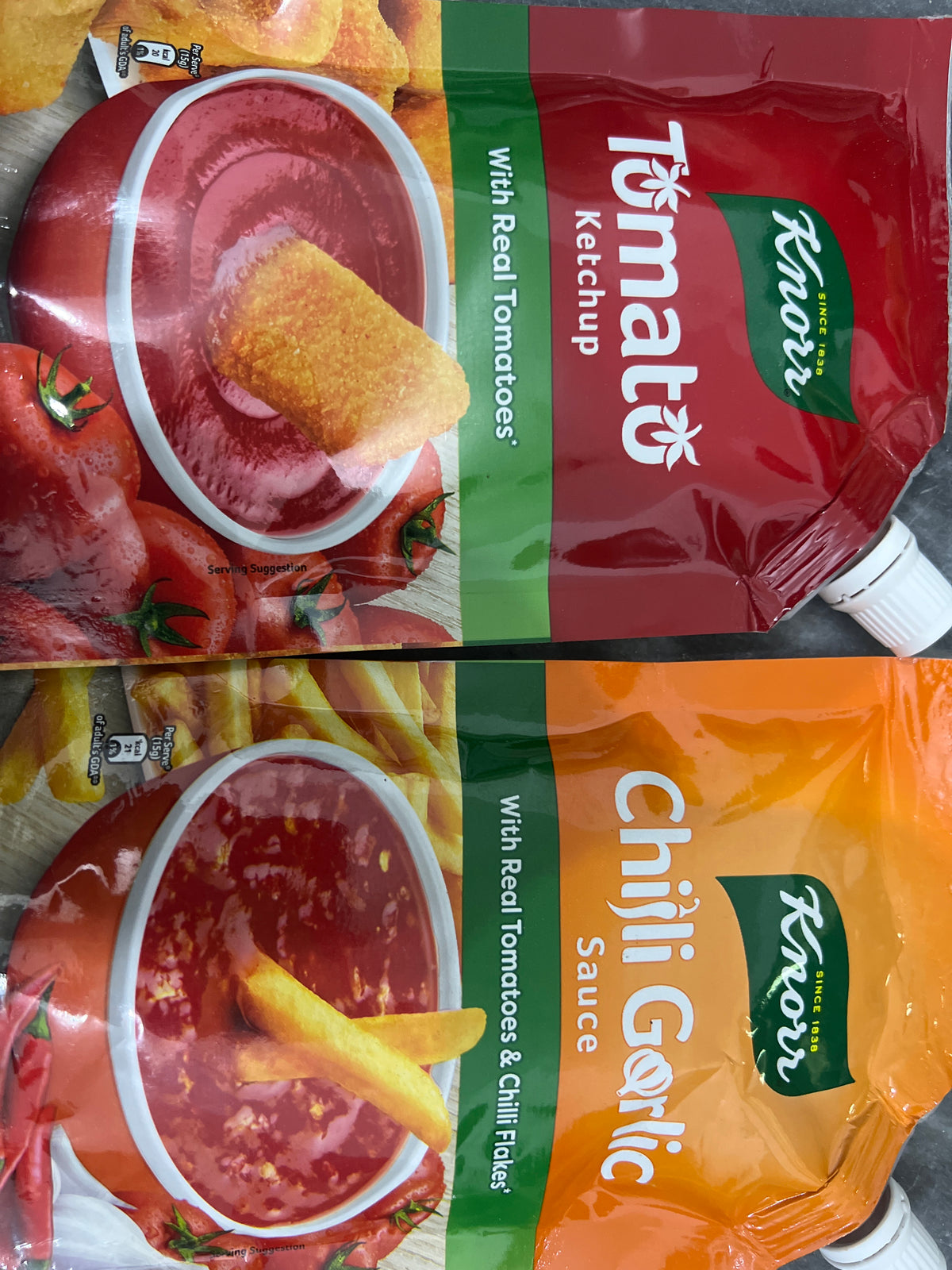 Tomato Ketchup & Chilli Garlic Sauce 190g